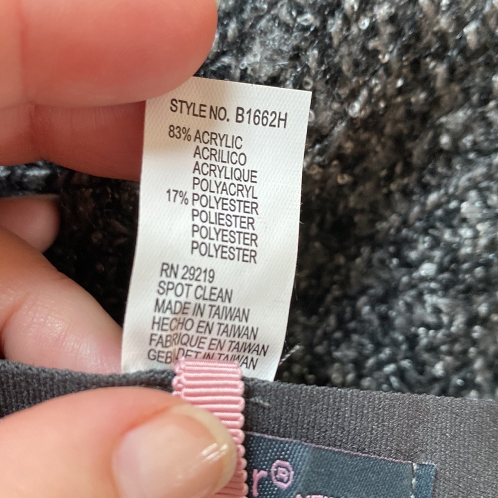 Gorgeous Winter Hat - image 7